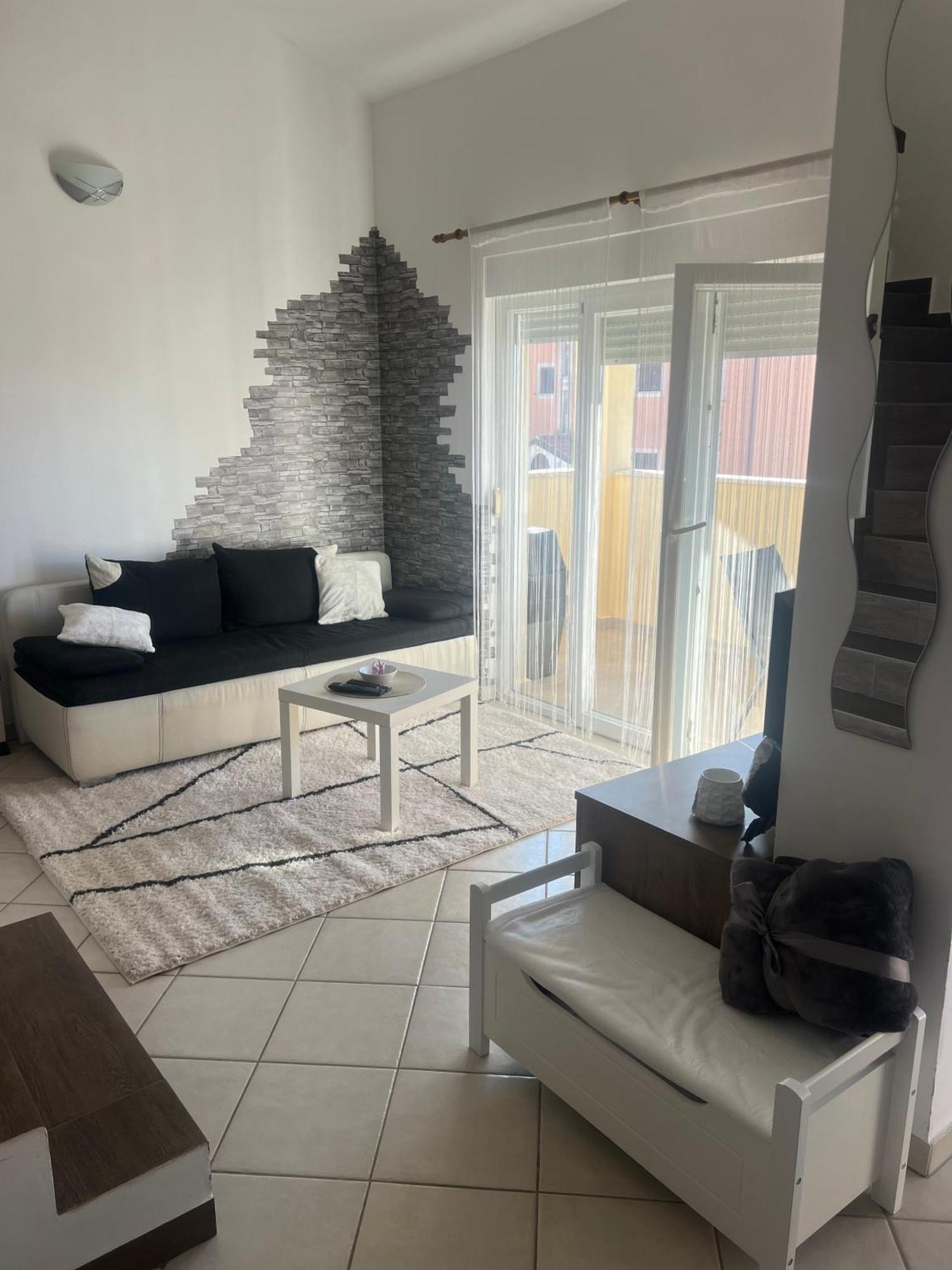 Apartmans Sun & Moon Zambratija  Eksteriør billede