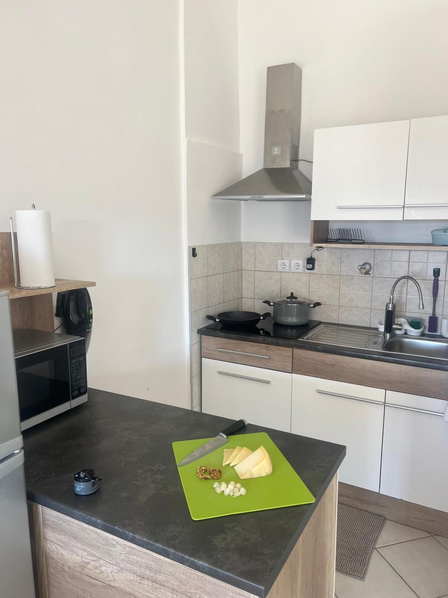 Apartmans Sun & Moon Zambratija  Eksteriør billede