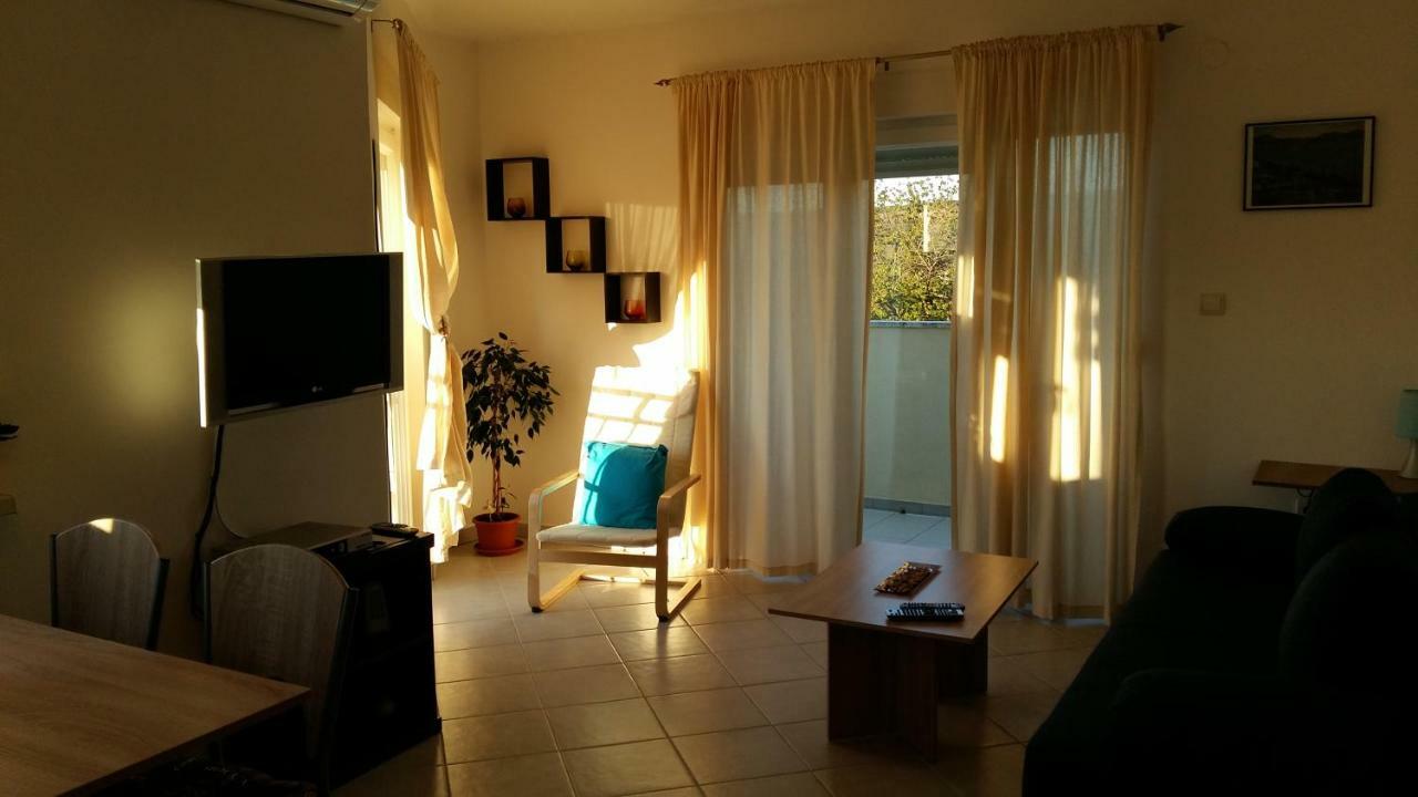 Apartmans Sun & Moon Zambratija  Eksteriør billede